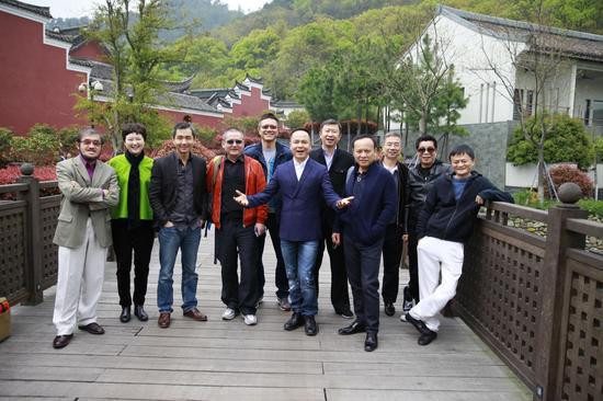 论健康元到50元,就冲老板朱保国和他的朋友圈