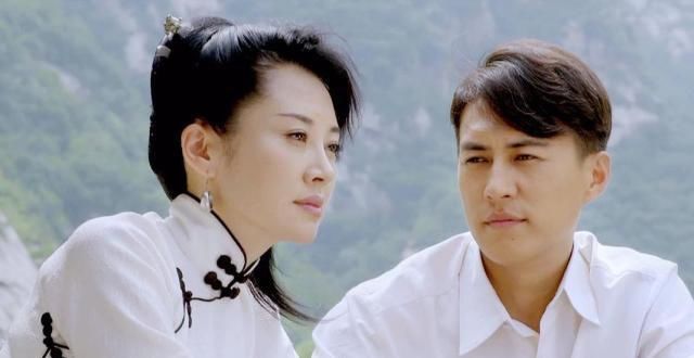 俗语"男人四十一枝花",后半句让人心凉