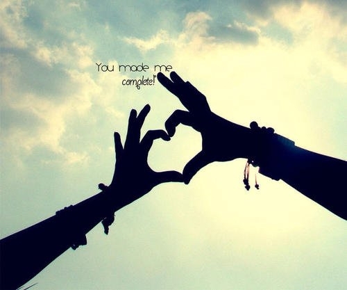 缠师对均线的表述经典之处在于分别用"体位"和"吻"形象的阐述了股票所