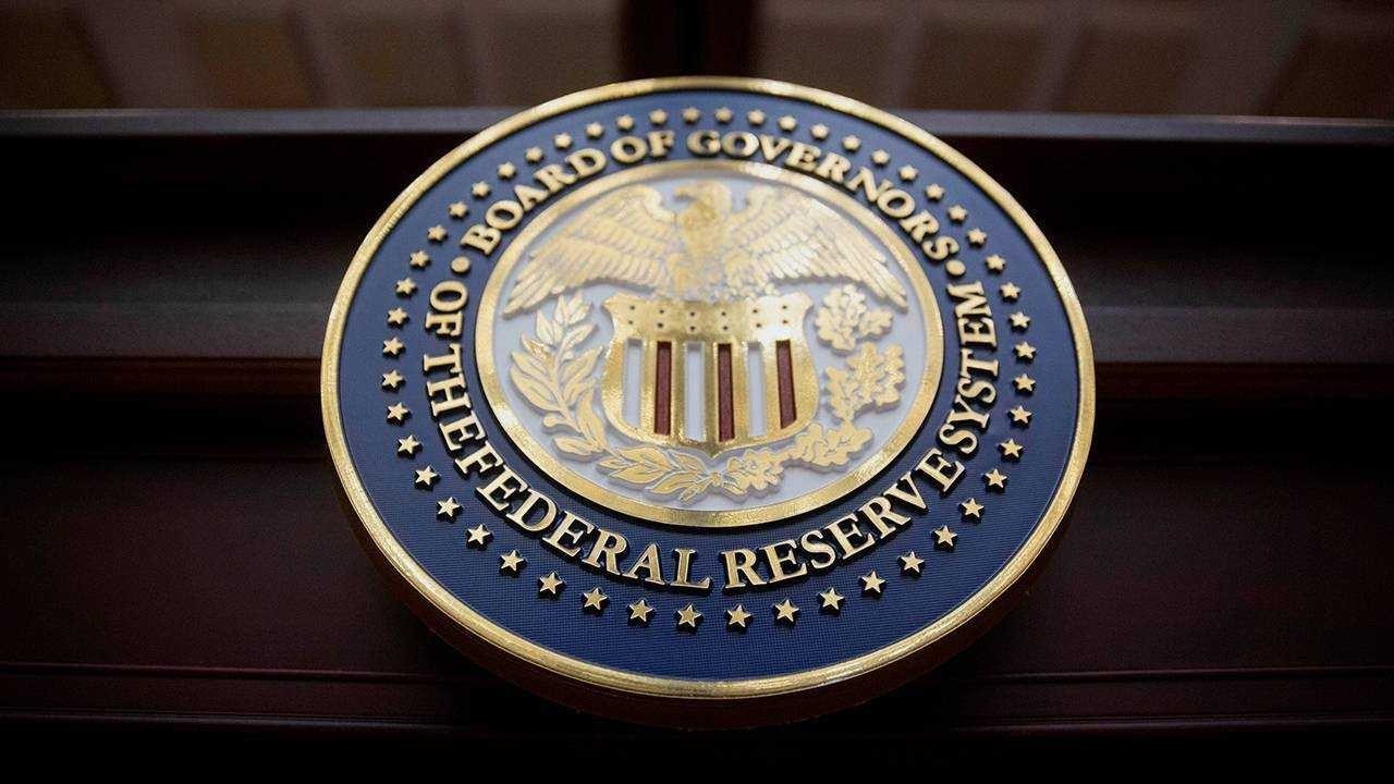 ​外围又跳了!美联储承诺无限量债券购买,仍无力回天?_小蘑股看牛菇