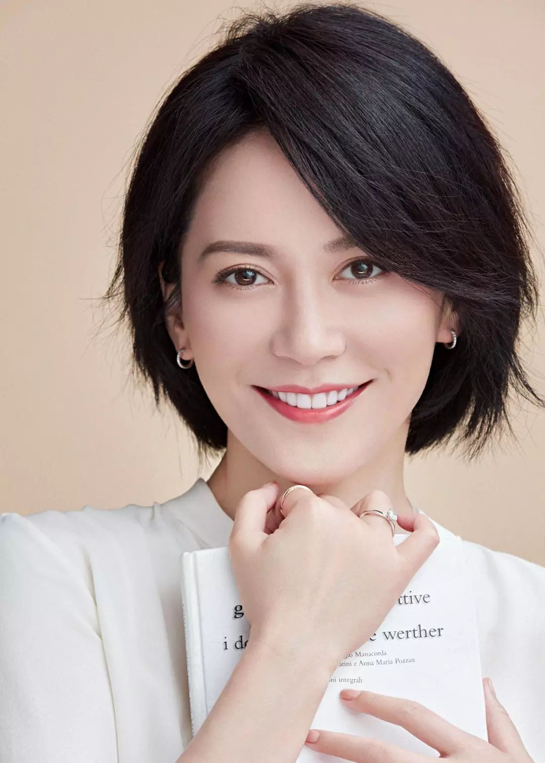 有些女人越老越有味道,有些老妖股也是