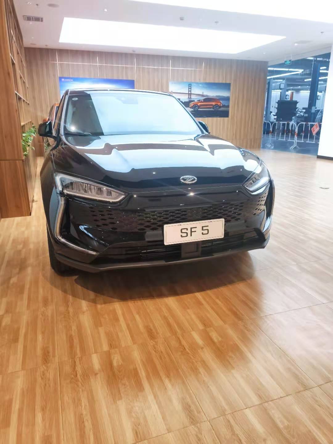 赛力斯sf5开着确实不错小康股份干到30先