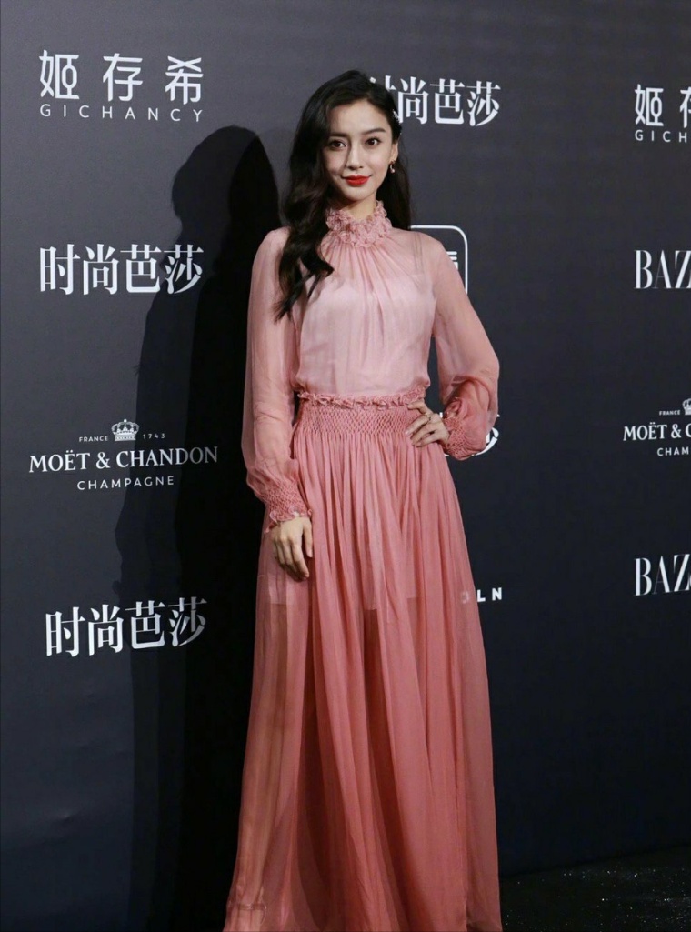 赵丽颖高清全身壁纸 4capc62j21iv.jpg_760w.png